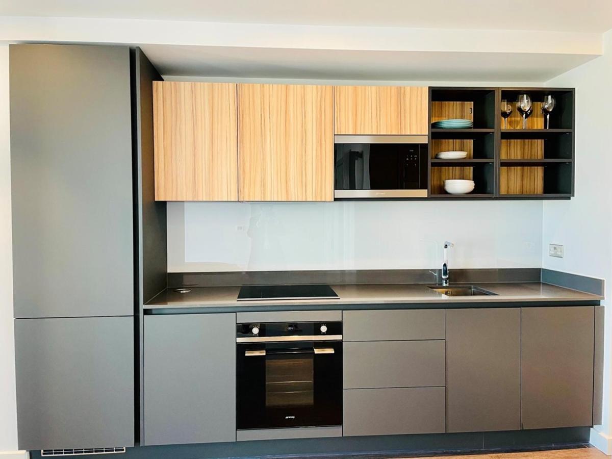 Royal Wharf Apartments London Ngoại thất bức ảnh