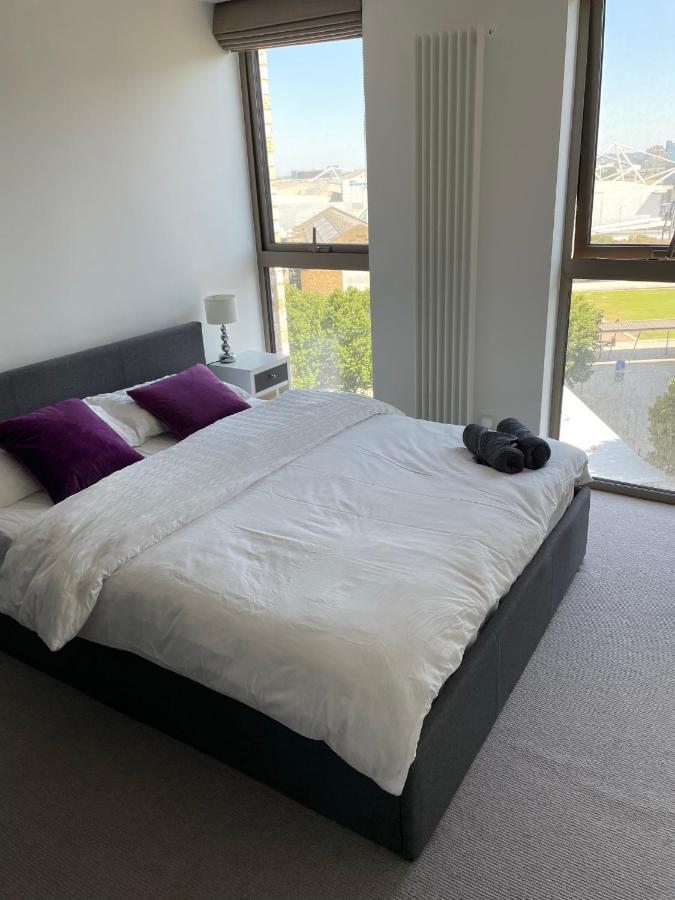 Royal Wharf Apartments London Ngoại thất bức ảnh